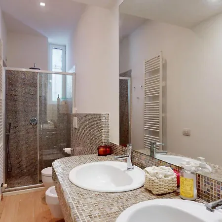 Vinella's House * Milão